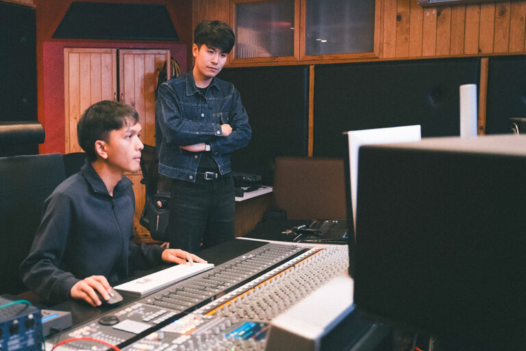 ax'an อาสาฬห์ กรีพลฤกษ์ - ห้องอัดเสียง Debut Single